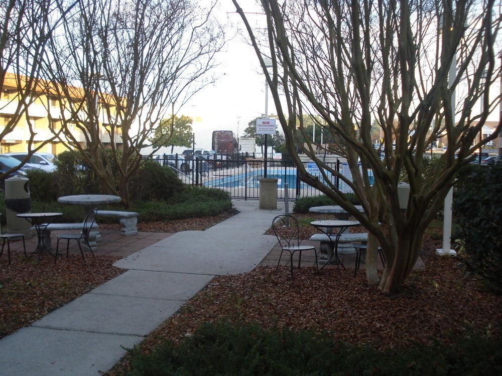 Baymont By Wyndham Fayetteville Fort Bragg Area Exteriér fotografie