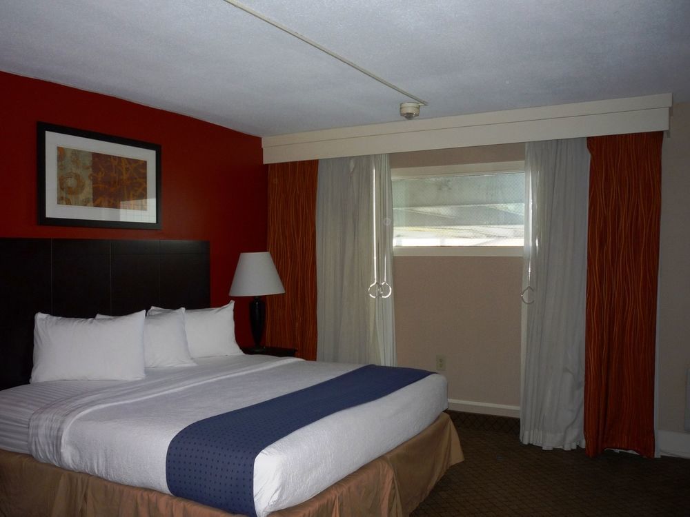 Baymont By Wyndham Fayetteville Fort Bragg Area Exteriér fotografie