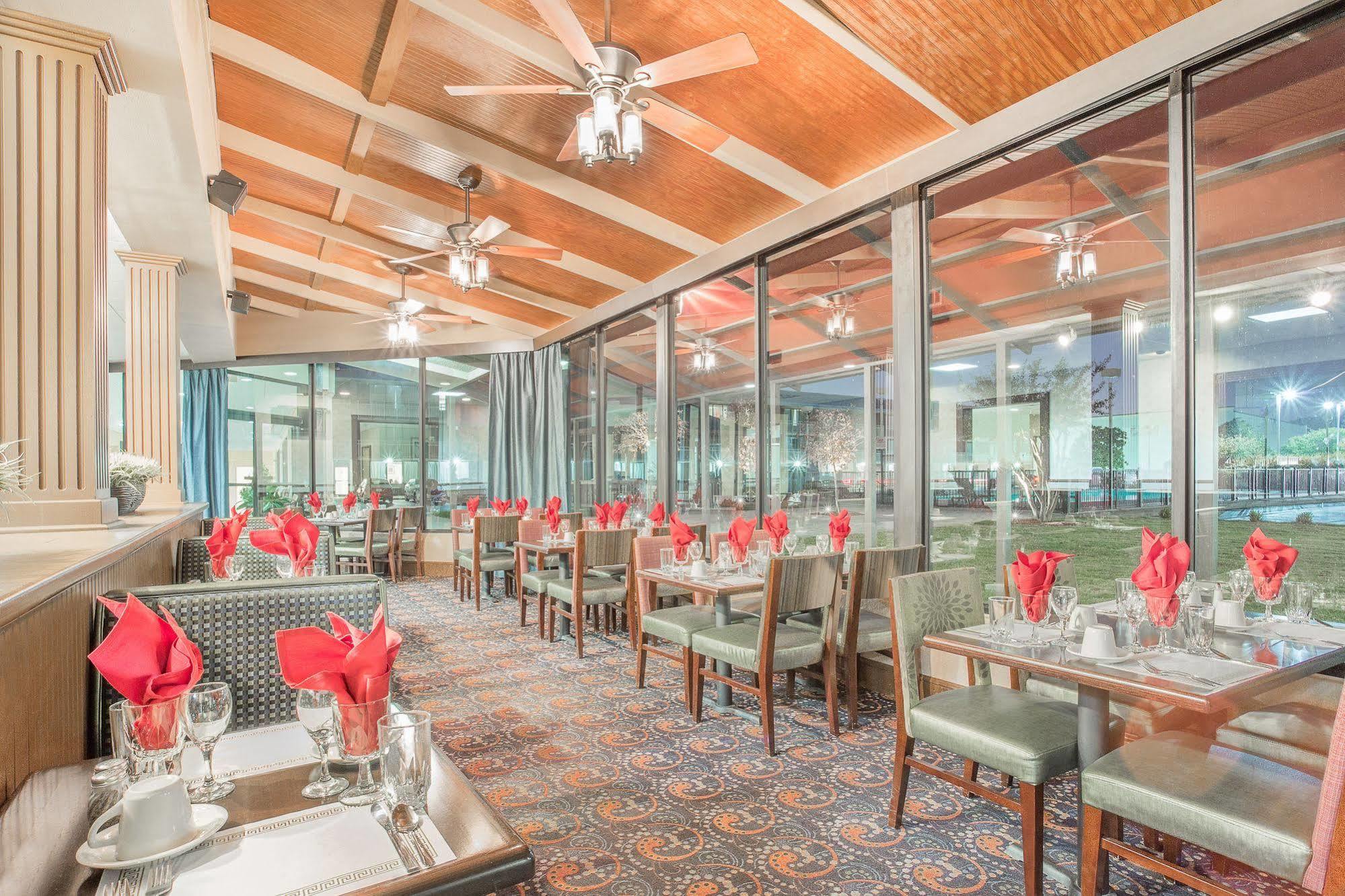 Baymont By Wyndham Fayetteville Fort Bragg Area Exteriér fotografie