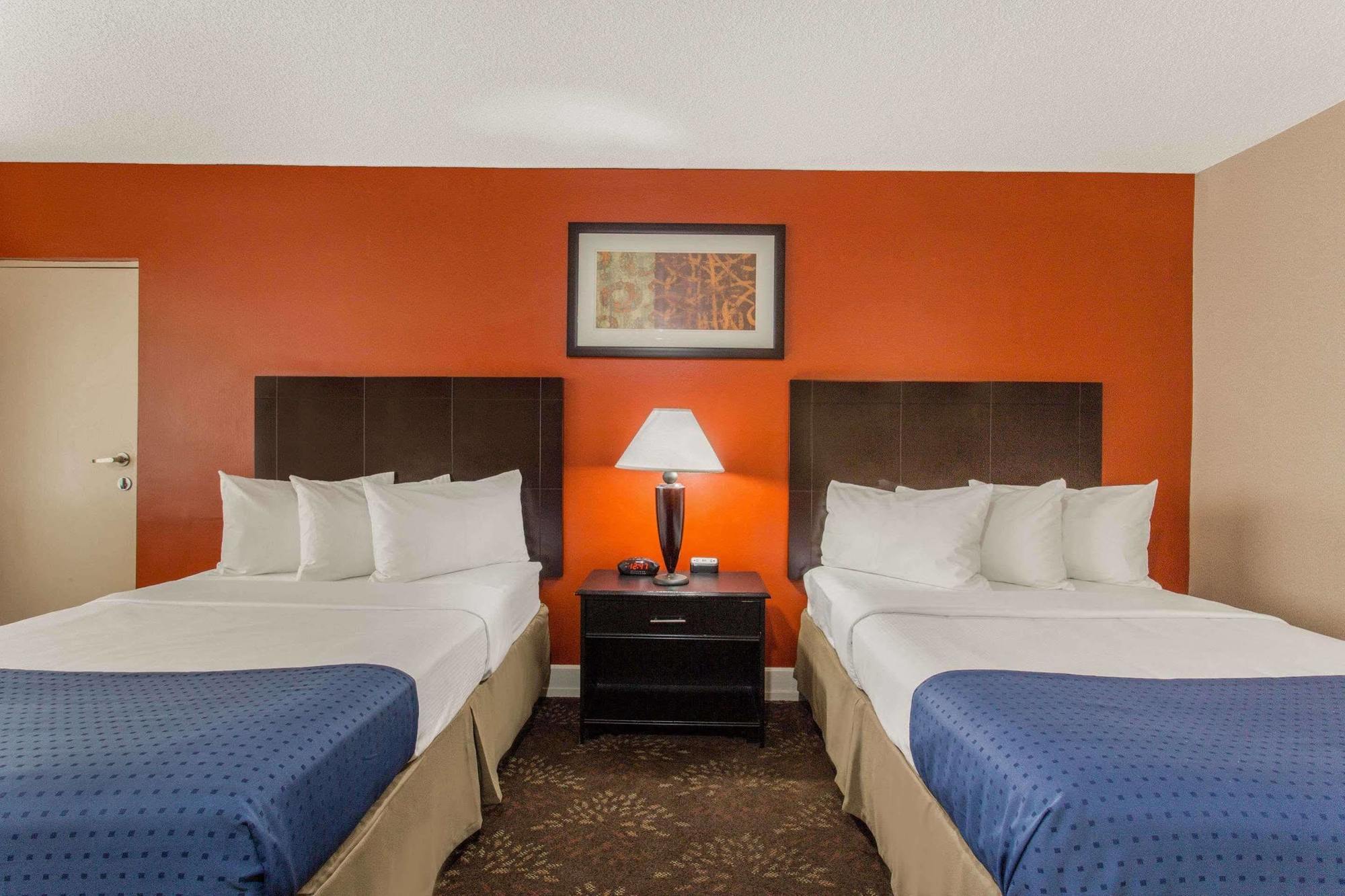 Baymont By Wyndham Fayetteville Fort Bragg Area Exteriér fotografie