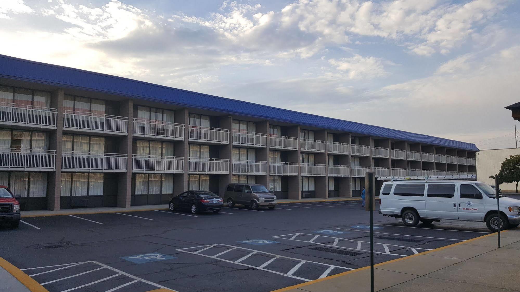 Baymont By Wyndham Fayetteville Fort Bragg Area Exteriér fotografie